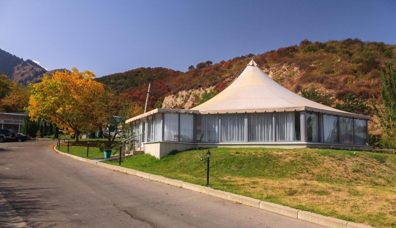Sunkar Hotel アルマトイ エクステリア 写真